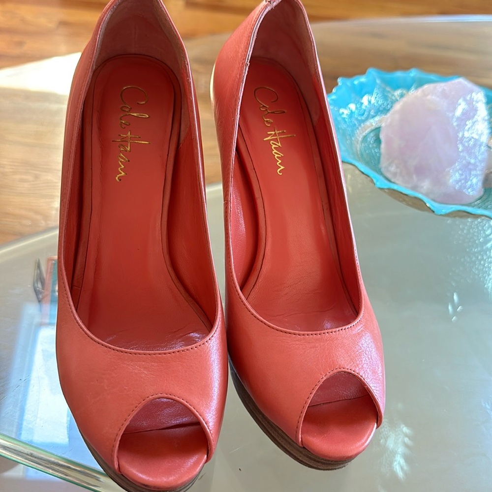 Coral color